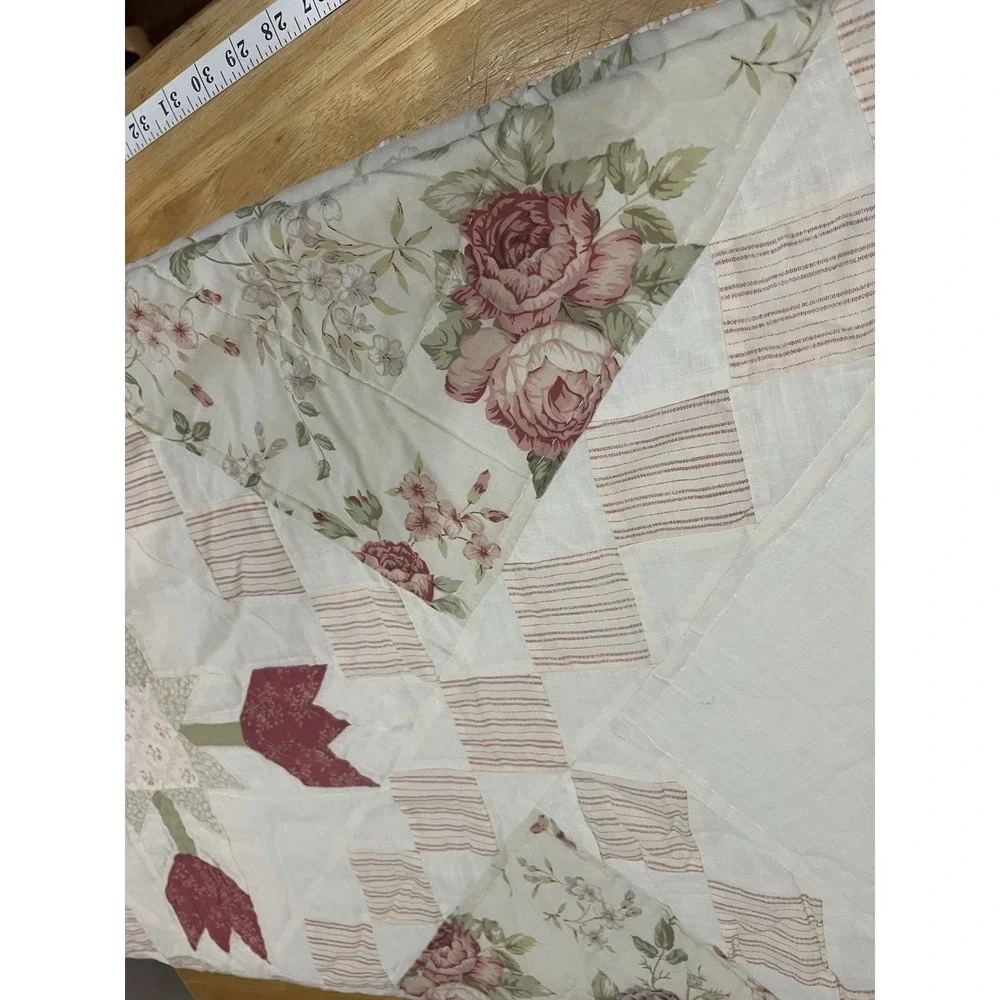Vtg Handmade Quilt Tulip Floral Block Pattern 84x84